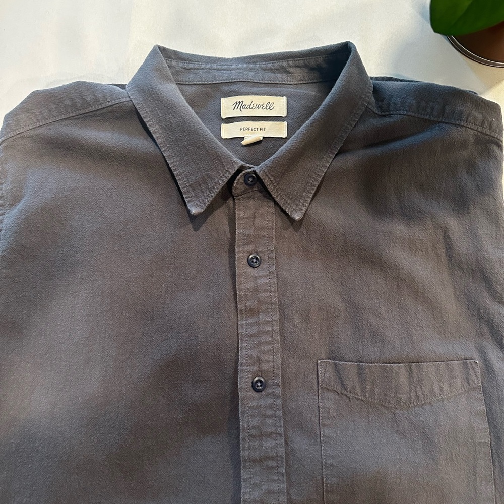 Madewell Men's Charcoal Button Down Shirt